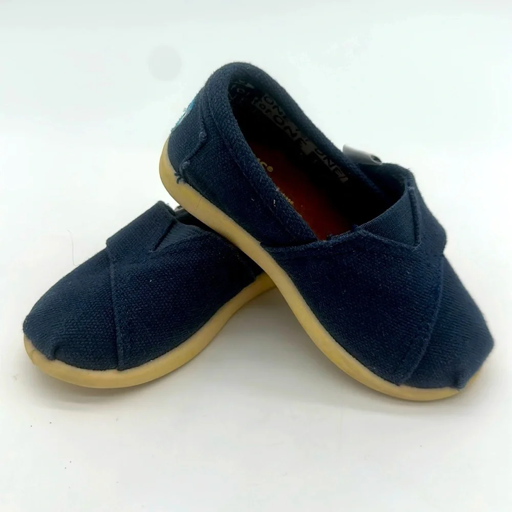 TOMS Blue Baby Walker Slip-On Shoes Toddler Size T 5